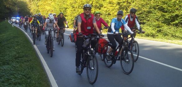 IAA-Demo (Sternfahrt), Bild unterwegs auf der B456 nach Usingen