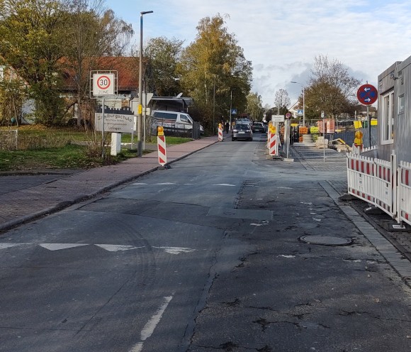 Usingen, Wilhelm-Martin-Dienstbach-Strae, Richtung Hattsteiner Allee