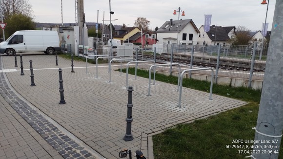 Wehrheim-Bahnhof, Standort Bahnsteig-Nord-Ost, Zustand 2023-04-17