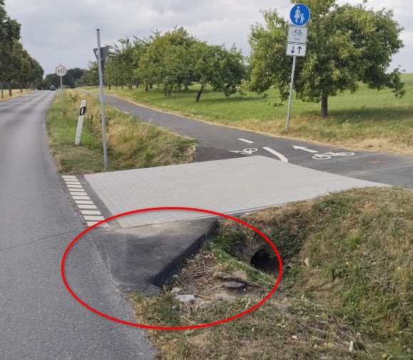 Wegzustand Radweg Wehrheim-Usingen, Hhe Ortsgrenze Wehrheim (Verkehrsfhrung)