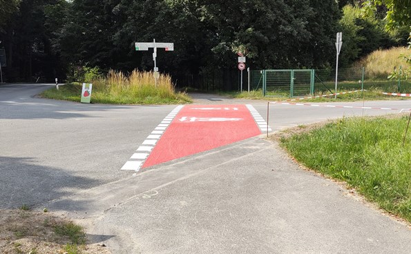 Wegzustand Radweg Wehrheim-Usingen, Hhe Oberloh (Markierung)